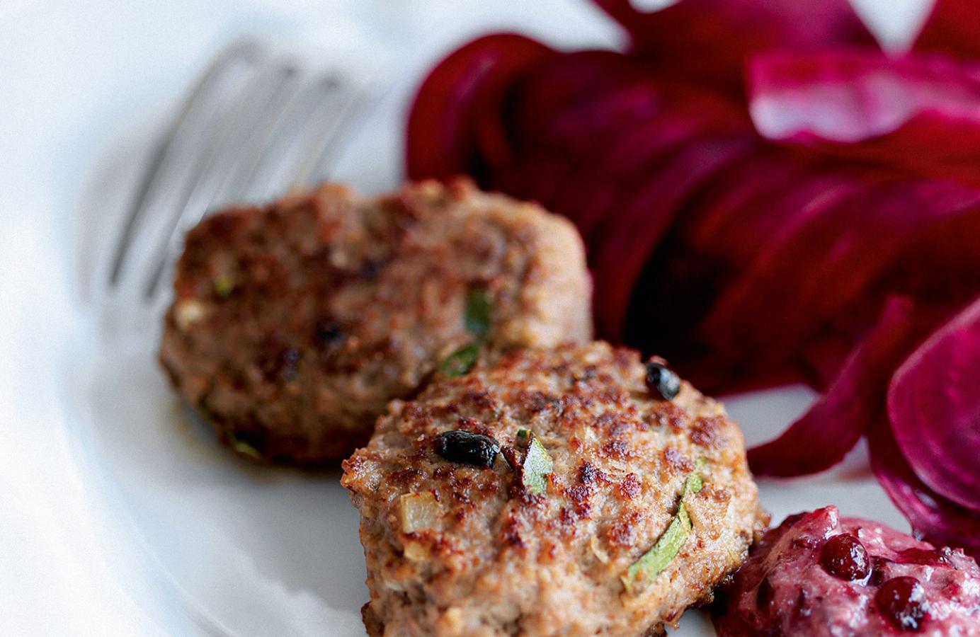 Dänische Frikadellen &amp;quot;Frikadeller&amp;quot; – Rezept aus Dänemark | VisitDenmark