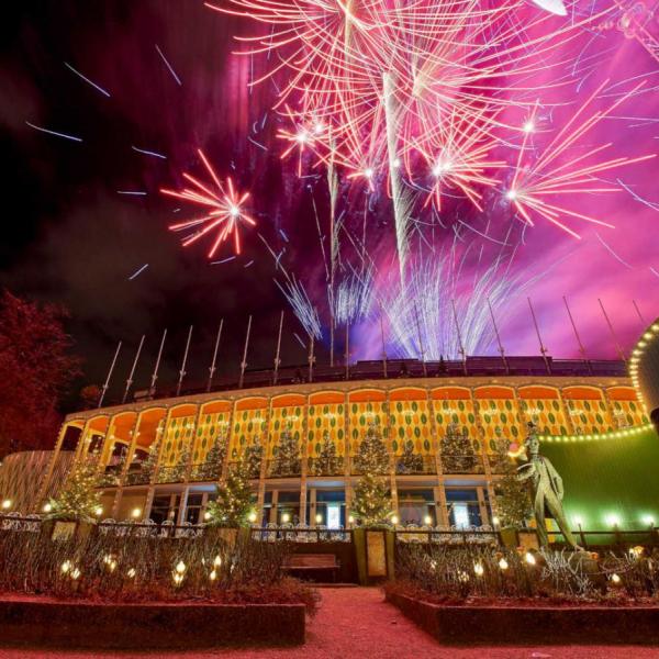 Silvestertraditionen In Danemark Visitdenmark