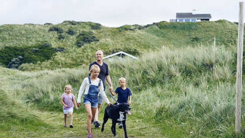 Family with Dog in Kettrup Bjerge