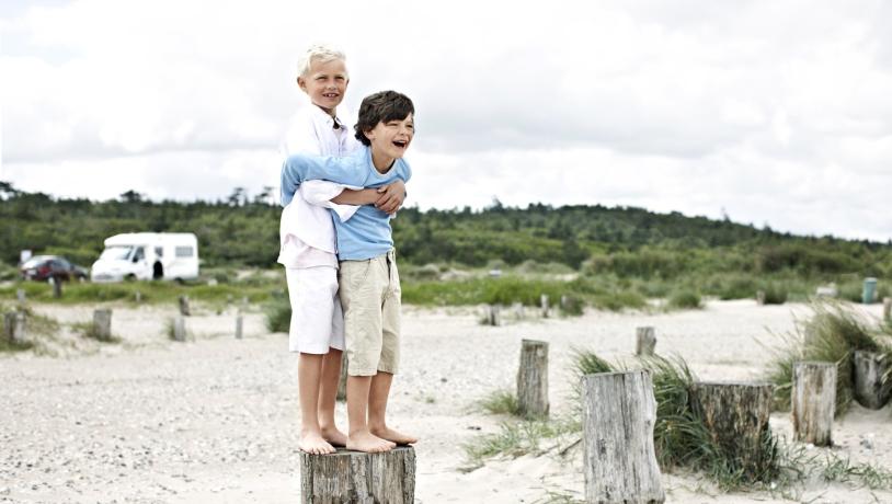 Familienspaß auf dem Campingplatz in Dänemark - Strandnähe und Meerblick inklusive