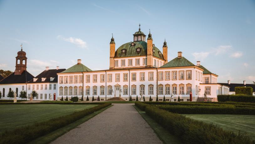 Schloss Fredensborg in Nordseeland nahe der Dänischen Riviera