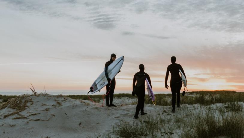 Surfere ved Hvide Sande