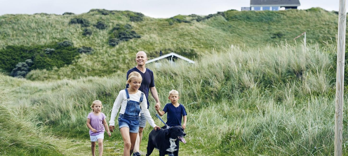 Family with Dog in Kettrup Bjerge