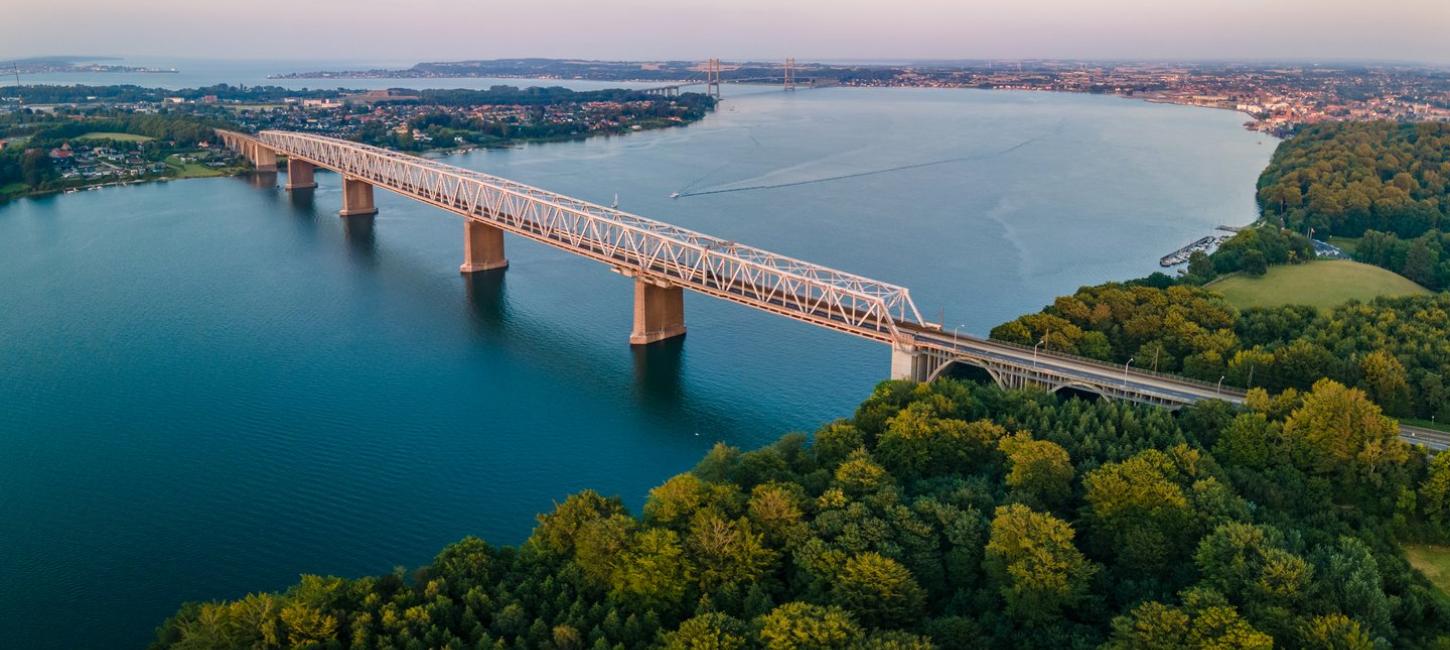 Den Gamle Lillebæltsbro (Little Belt bridge) connecting the cities of Middelfart and Fredericia, Denmark