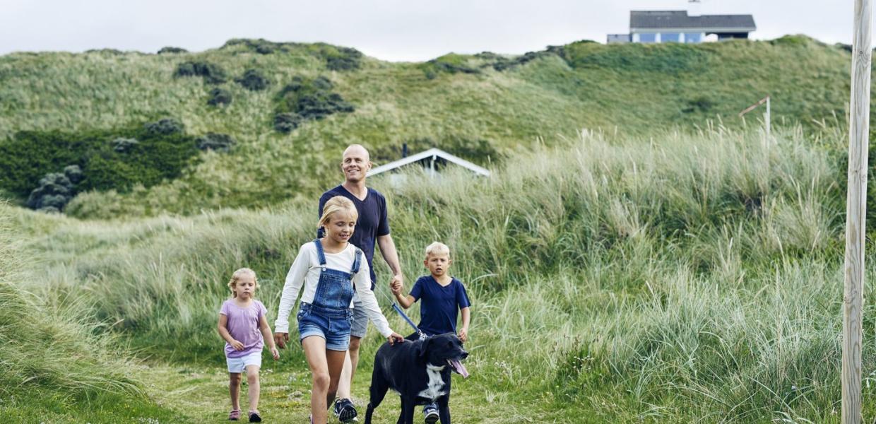 Family with Dog in Kettrup Bjerge