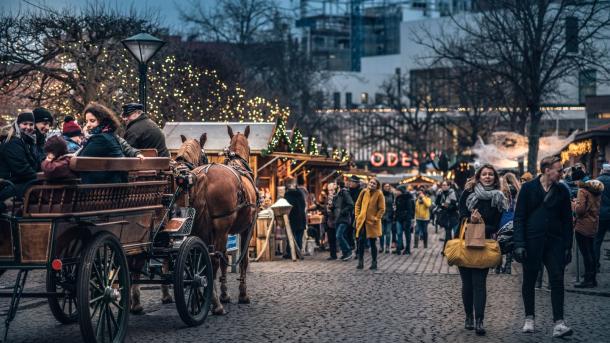 Weihnachtsmarkt in Odense auf Fünen in Dänemark