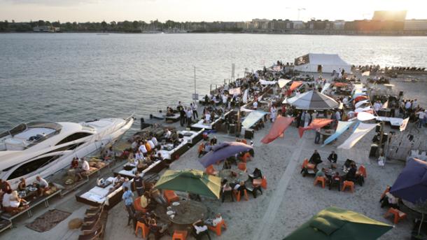 Halvandet beach bar in Copenhagen