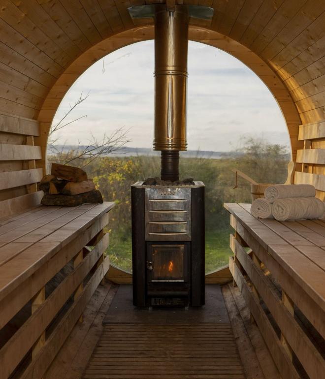 Barrel sauna at Lynæs Surf Center in North Zealand