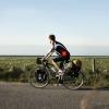 Fahrradfahrer auf dem Dänischen Ostseeradweg in Südjütland