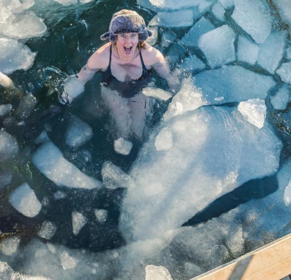 Vinterbader ved Kalvebod Bølge