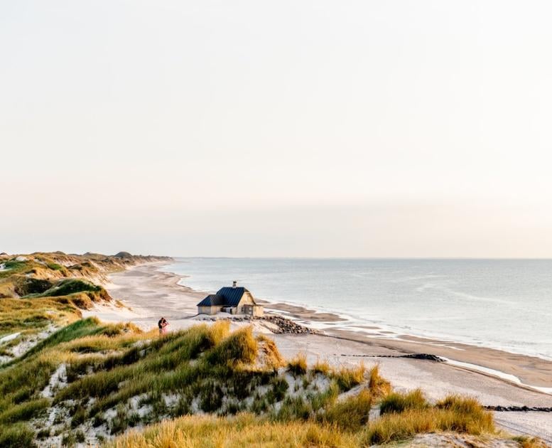 Hus på stranden i Skagen